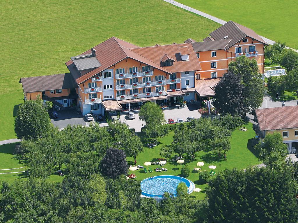 Hotel Pachernighof Velden am Woerthersee Exterior photo